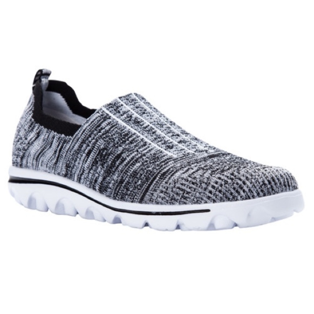 NWOB Propet Women’s TravelActiv Stretch Gray Slip On Shoes in size 9